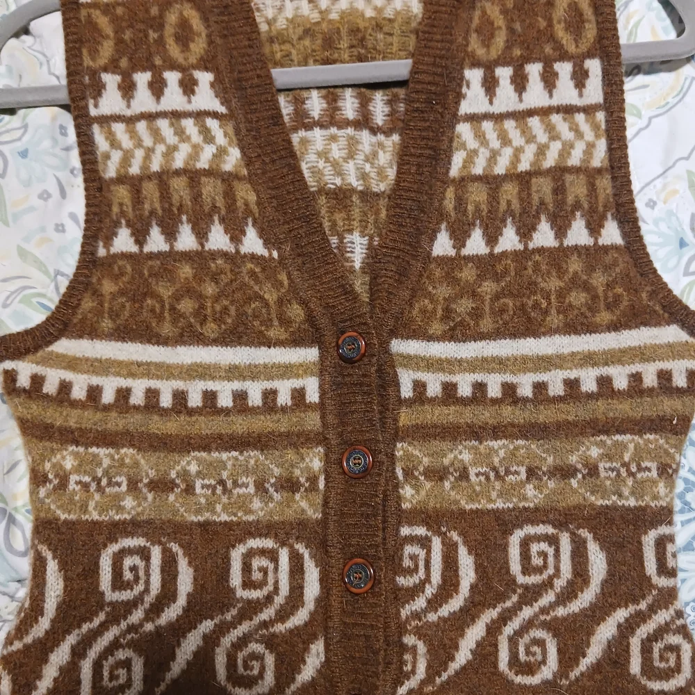 Brown Patterned Women's Sweater Vest - Picture 2 of 6